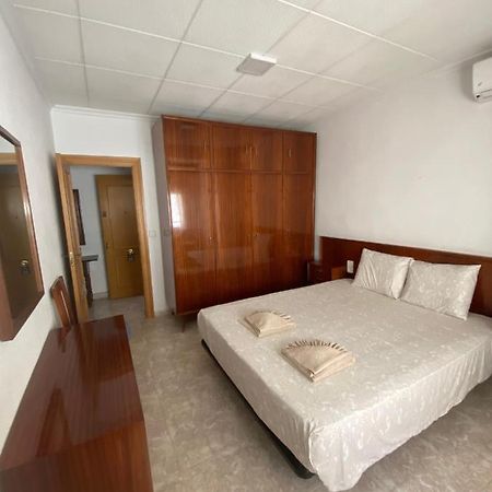 Cozy Apartment In Centre Of Alicante Near Plaza De Toros Exterior foto